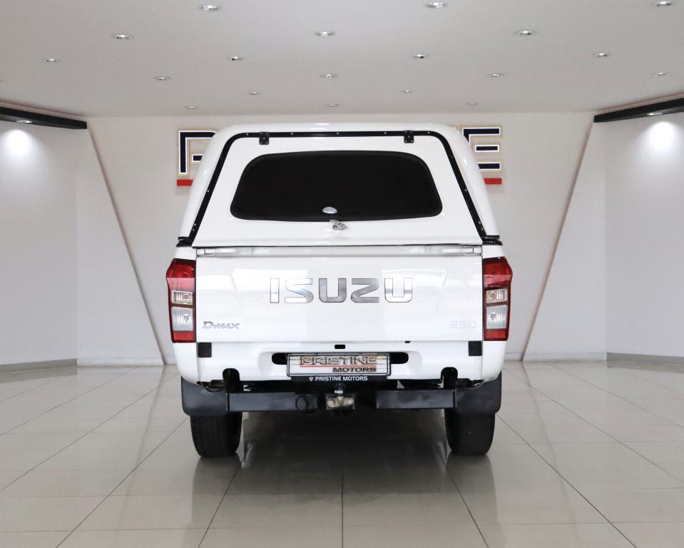 ISUZU D-MAX - Image 5