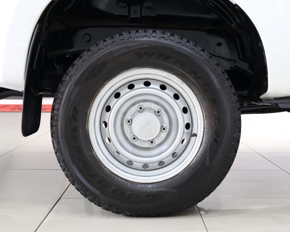 ISUZU D-MAX - Image 8