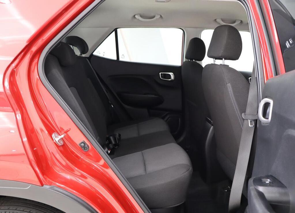 HYUNDAI VENUE - Image 16