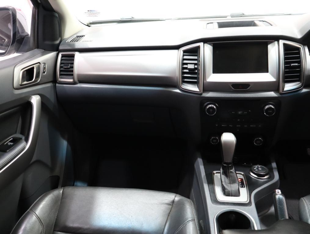 FORD EVEREST - Image 14