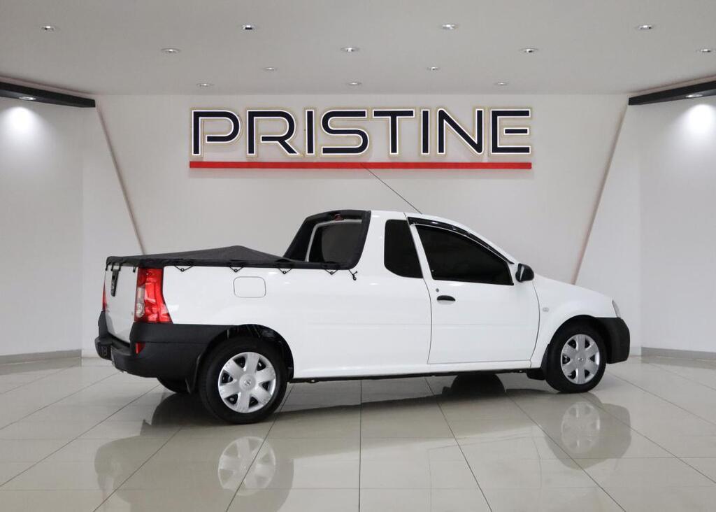 NISSAN NP200 - Image 16