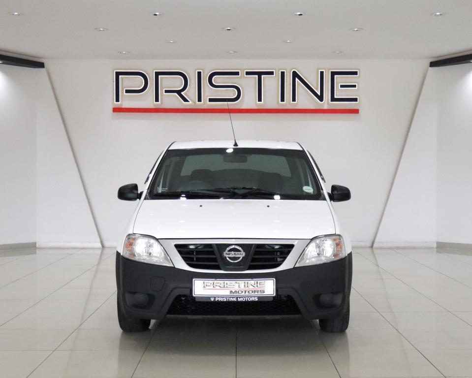NISSAN NP200 - Image 2