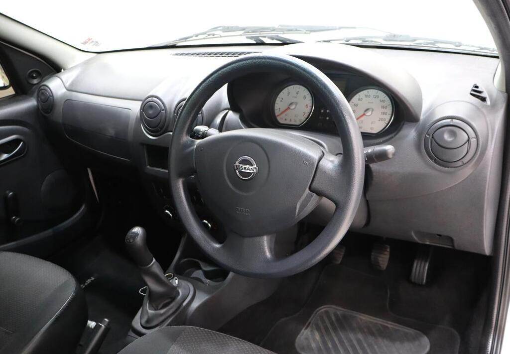 NISSAN NP200 - Image 9