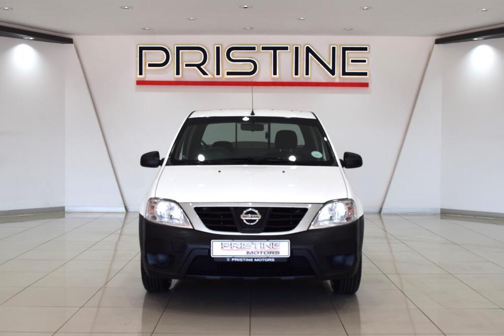 NISSAN NP200 - Image 2