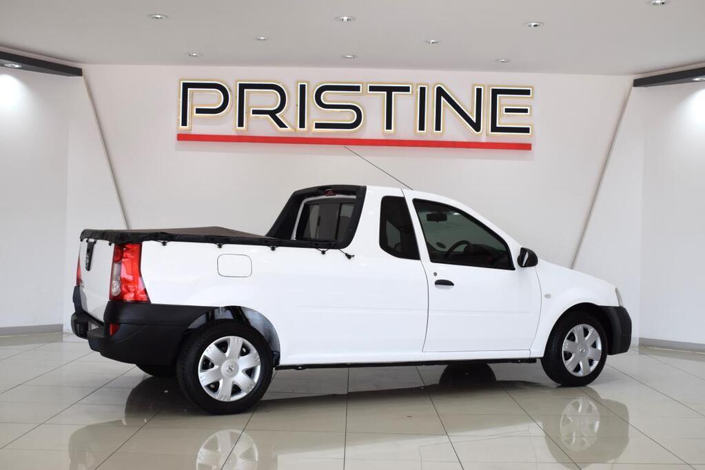 NISSAN NP200 - Image 7