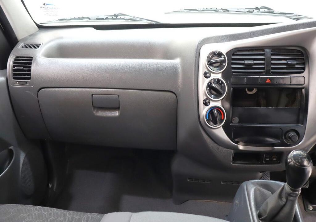 KIA K 2700 - Image 13