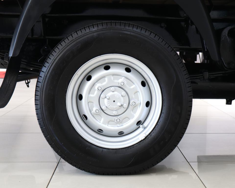 KIA K 2700 - Image 6