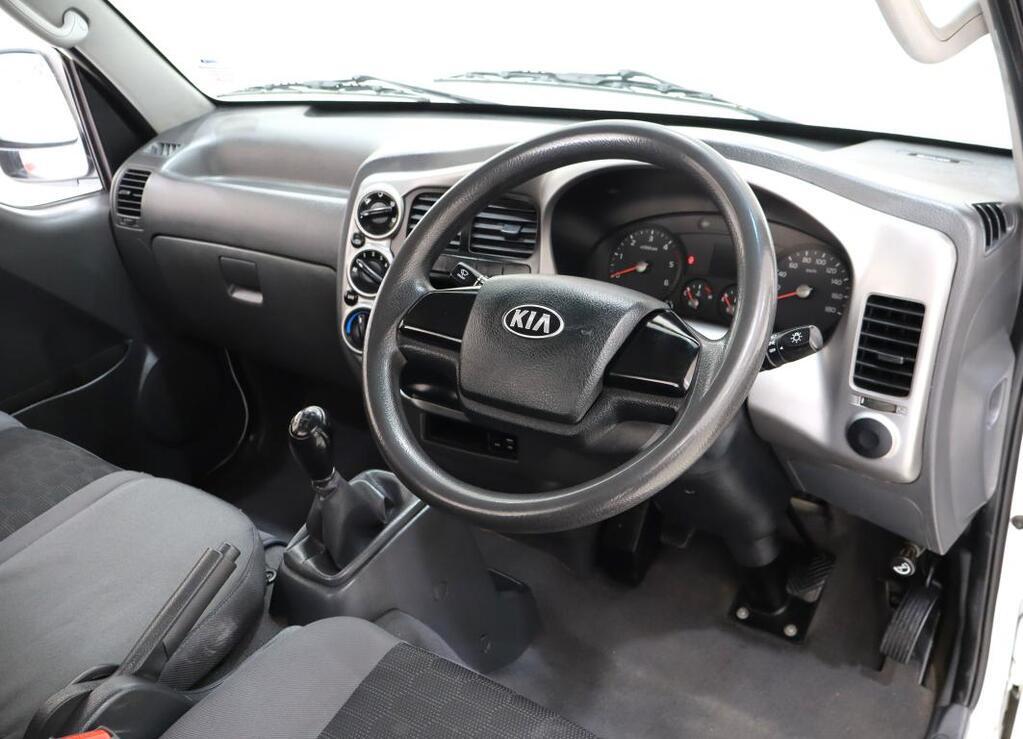 KIA K 2700 - Image 9