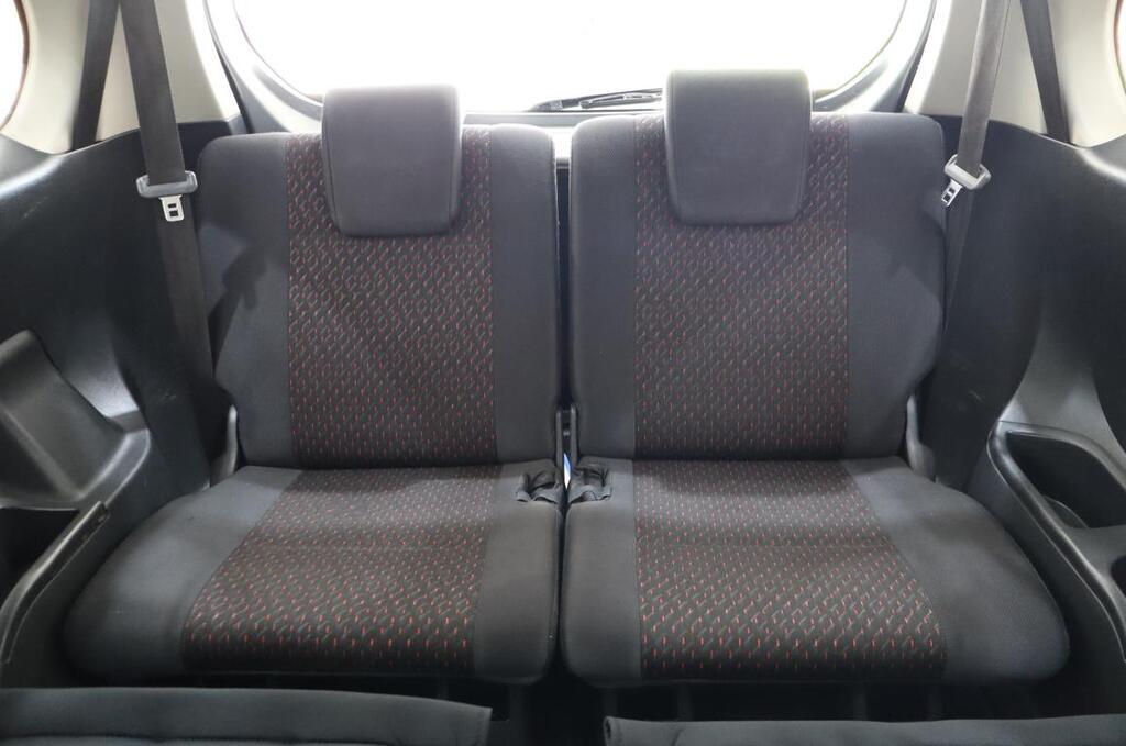 TOYOTA AVANZA - Image 20