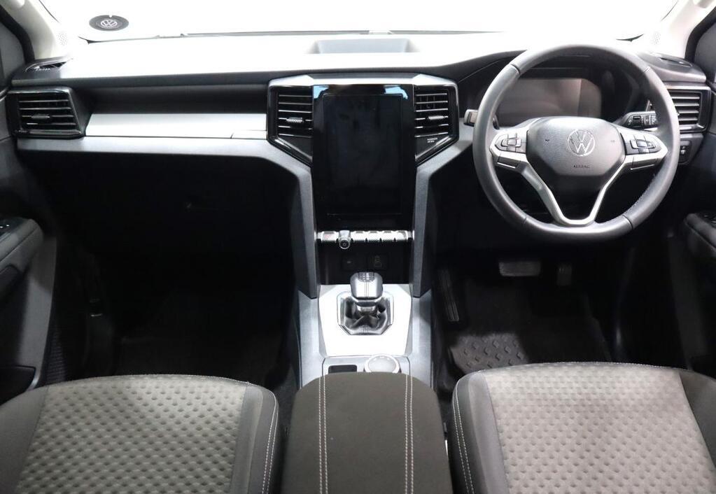 VOLKSWAGEN AMAROK - Image 17