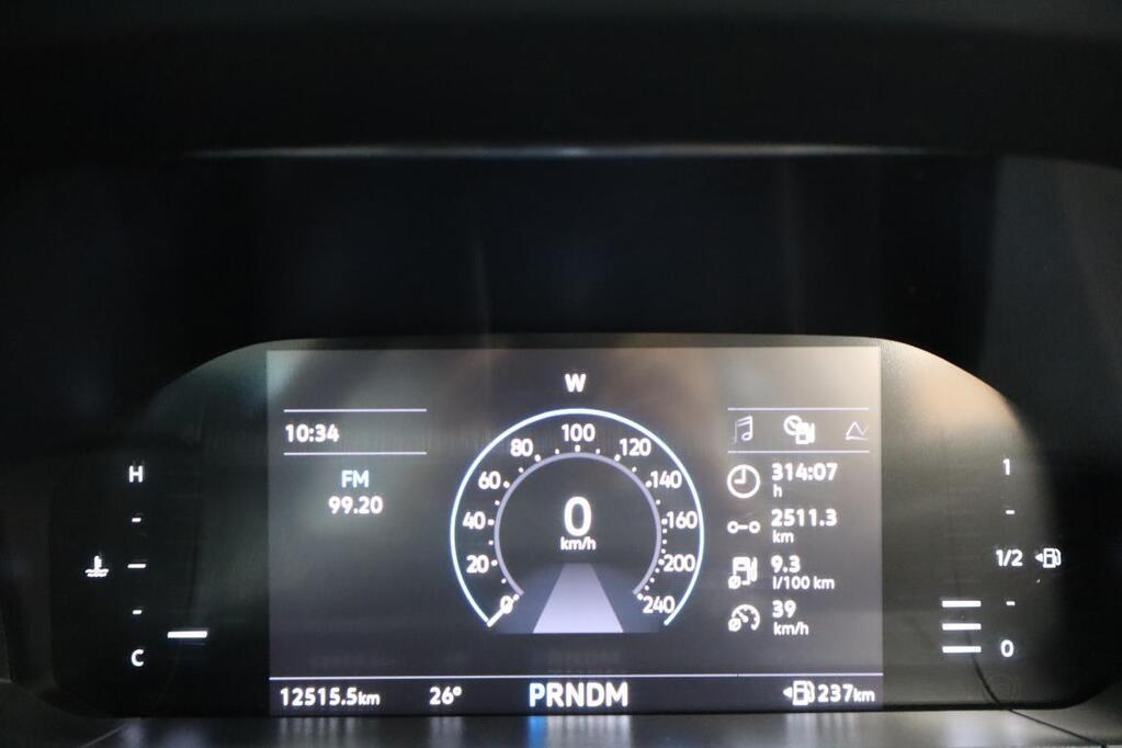VOLKSWAGEN AMAROK - Image 9