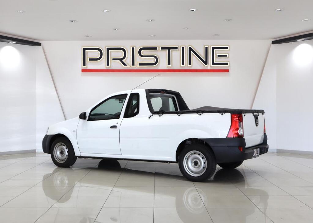 NISSAN NP200 - Image 4