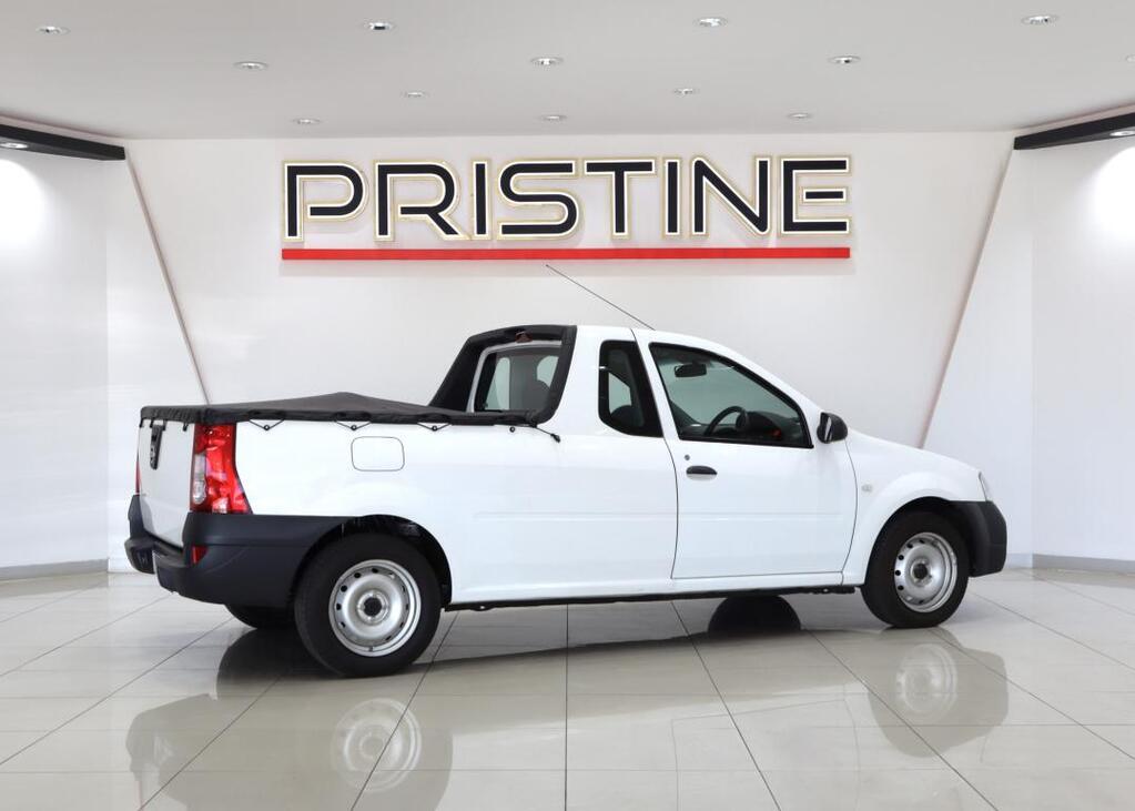 NISSAN NP200 - Image 7