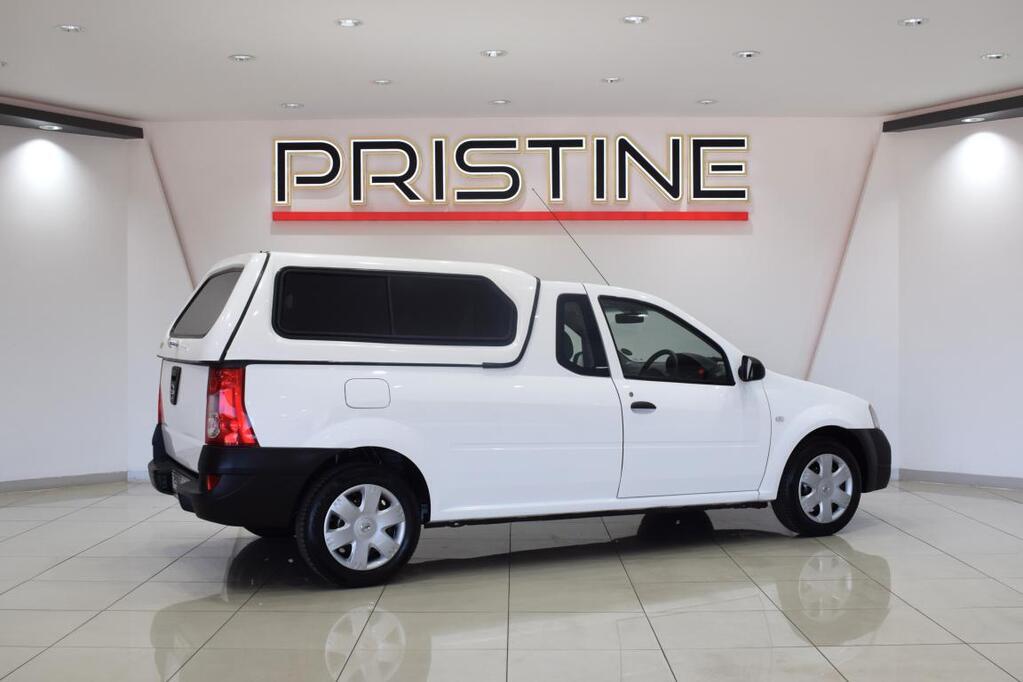 NISSAN NP200 - Image 17