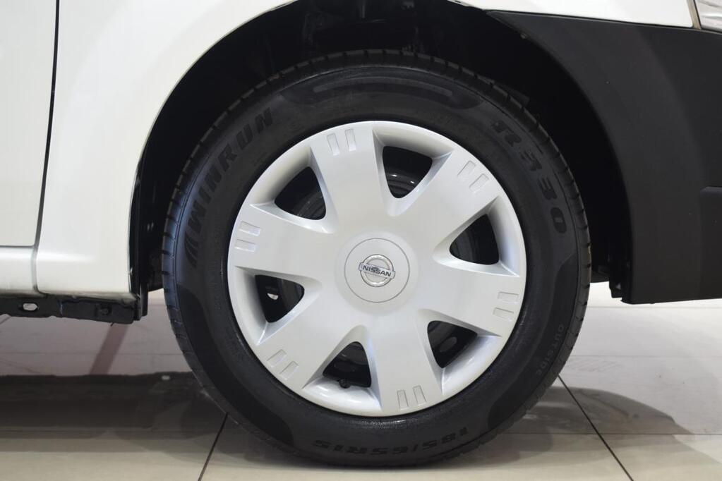 NISSAN NP200 - Image 7