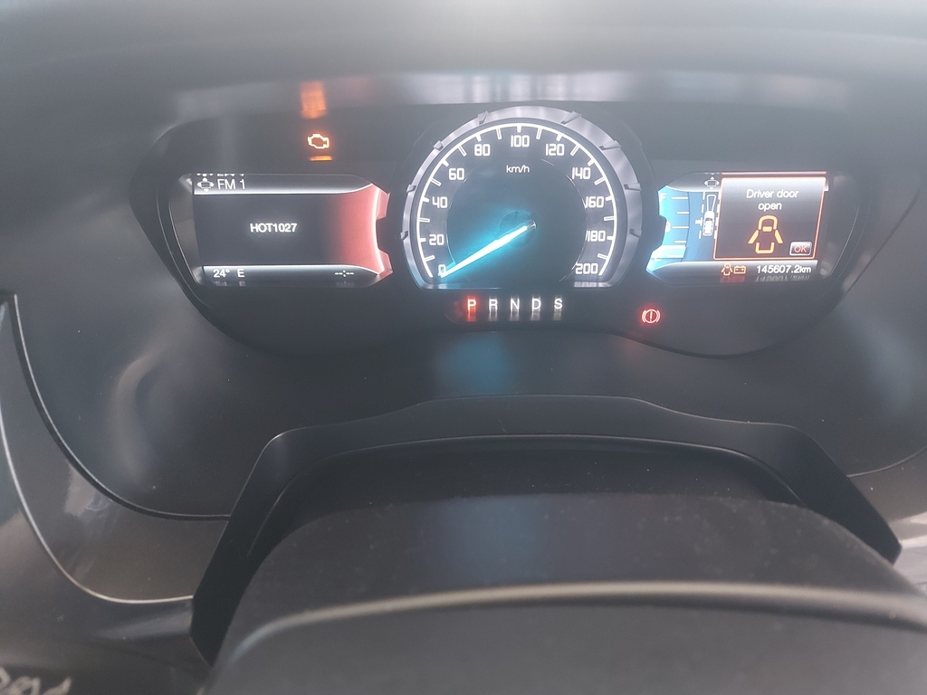 FORD EVEREST - Image 14