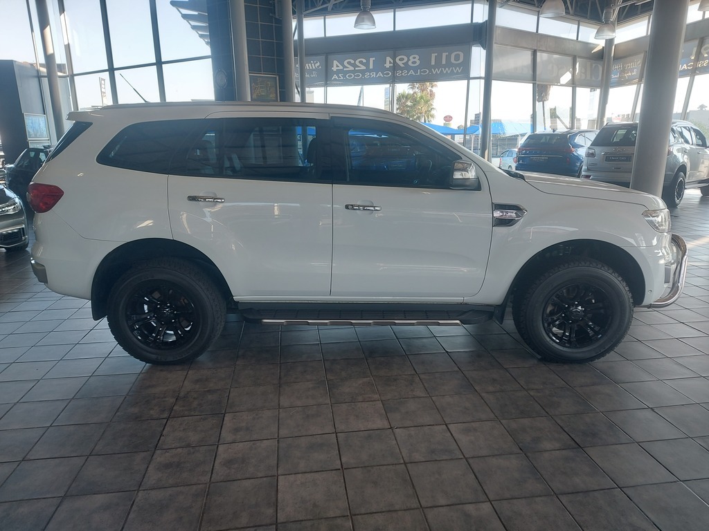 FORD EVEREST - Image 4