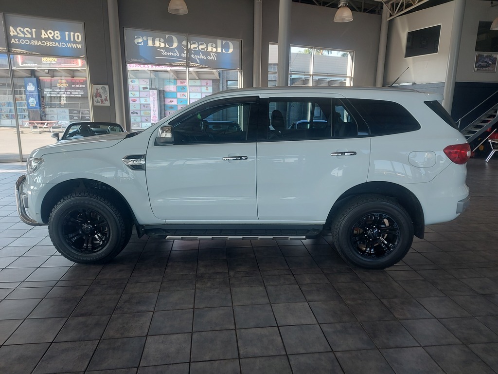 FORD EVEREST - Image 8