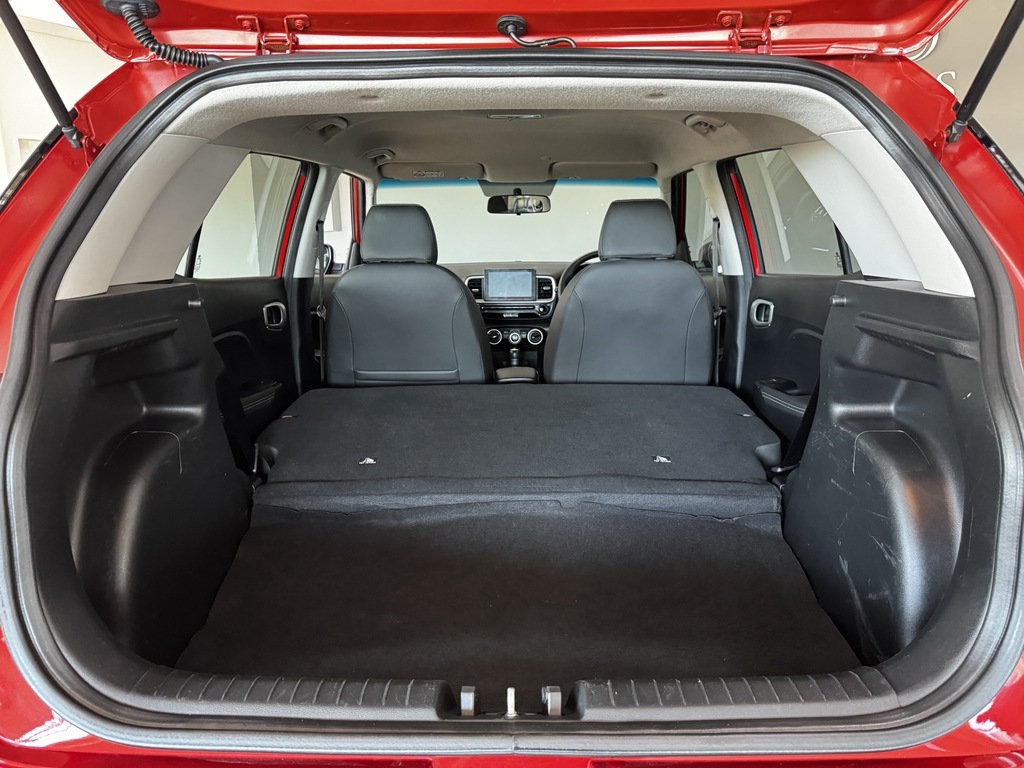 HYUNDAI VENUE - Image 14