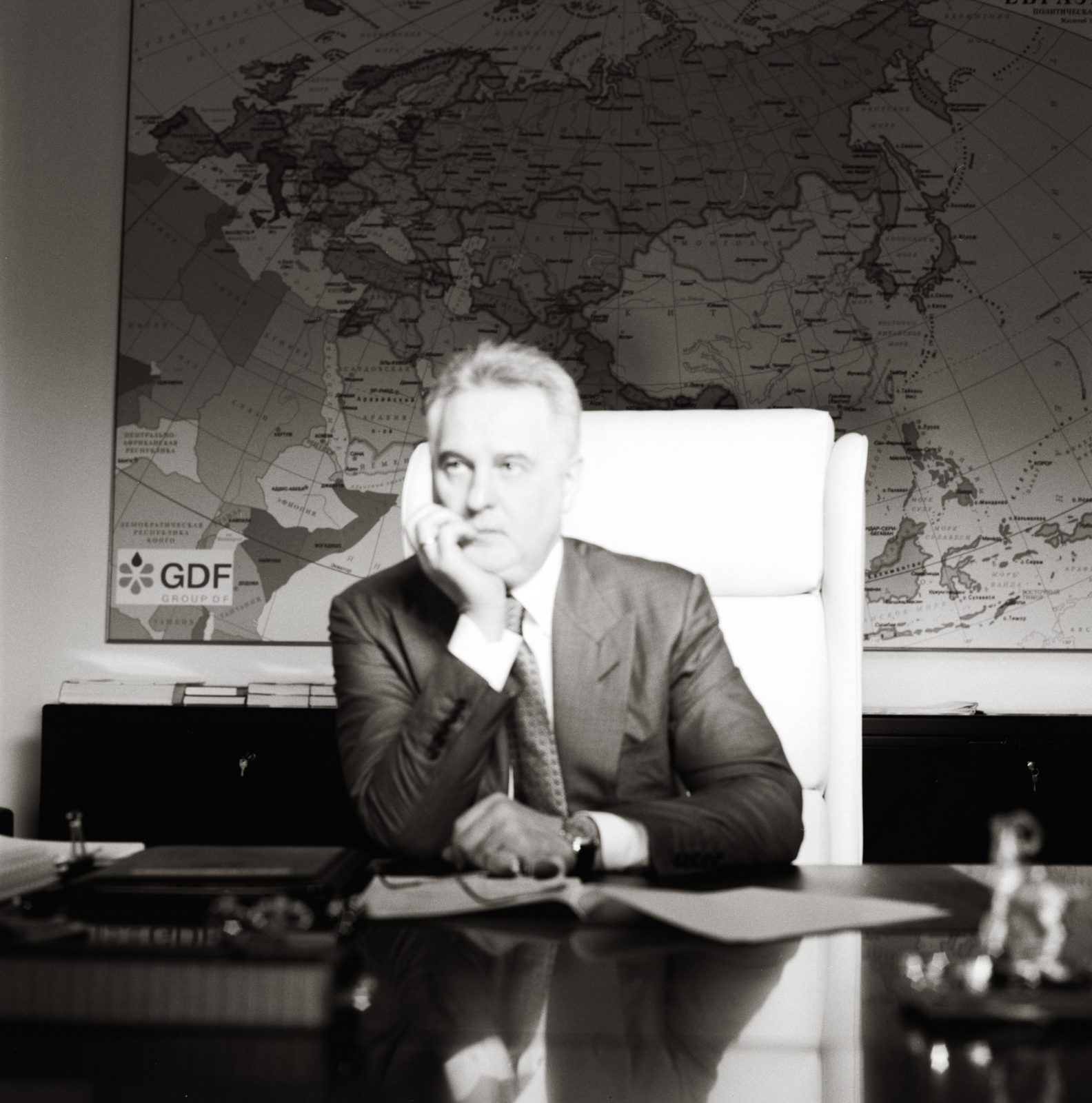 Bloomberg Businessweek, Dmitry Firtash