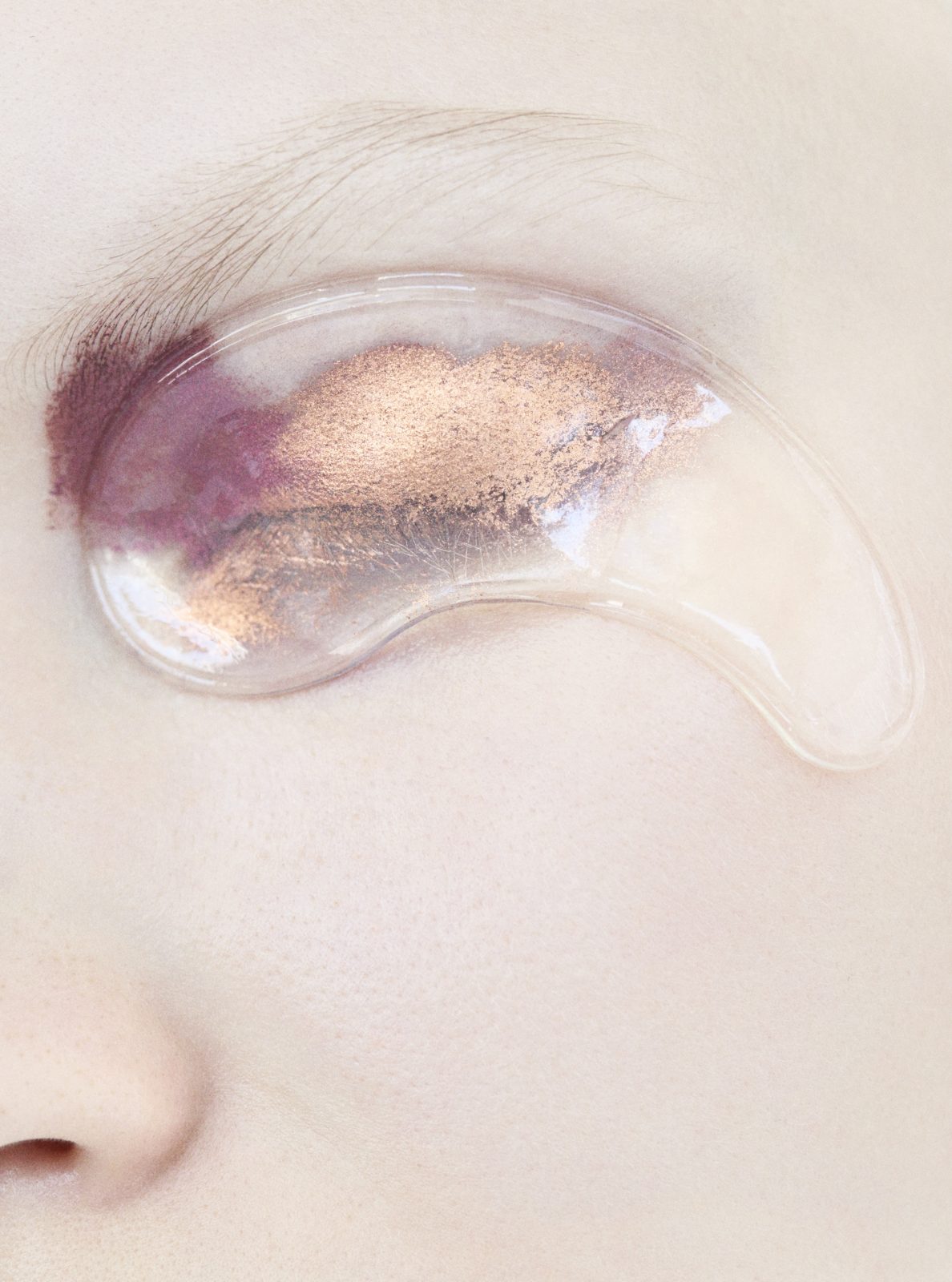 Beauty Papers, Photography by Julia Noni