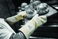 Polyco Bakers Mitt - Cream One size