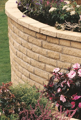 Bradstone Pitched Walling Buff 290x90x63mm 03924