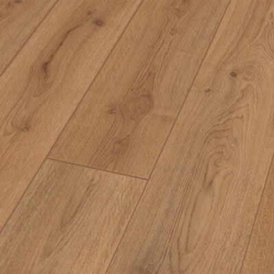 Metro Plus Plank Berlin Oak 10mm Laminate Flooring 1