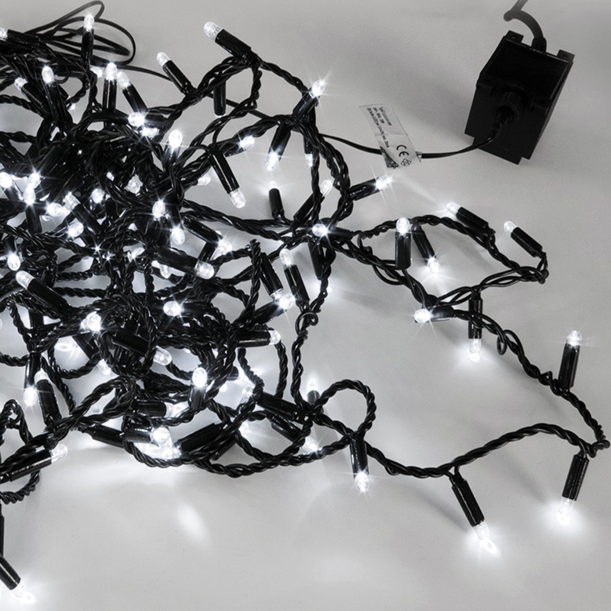 25.6M 320 LED Cool White Outdoor String Lights