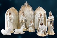 Resin Nativity 10 3/4 - 6 1/2 inch Figures and Stable   (89421)