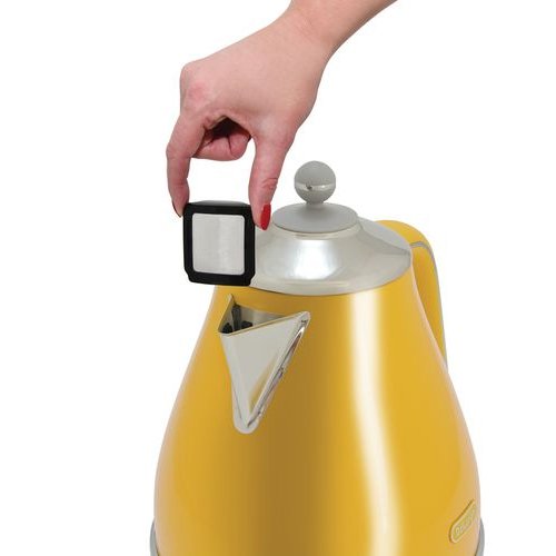 DeLonghi 1.7L Icona Capitals Kettle - Yellow | KBOC3001Y