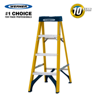 Werner Fibreglass Stepladder, 4 Tread
