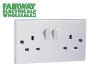 PREPACK 2GANG SWITCHED SOCKET