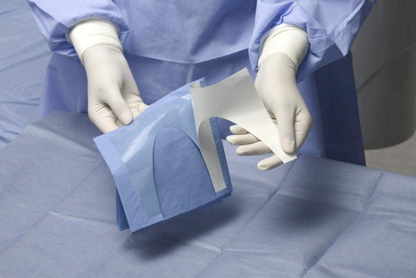 Absorbent Waterproof Drape 100X150CM With U-Shaped Split 6.5X30cm