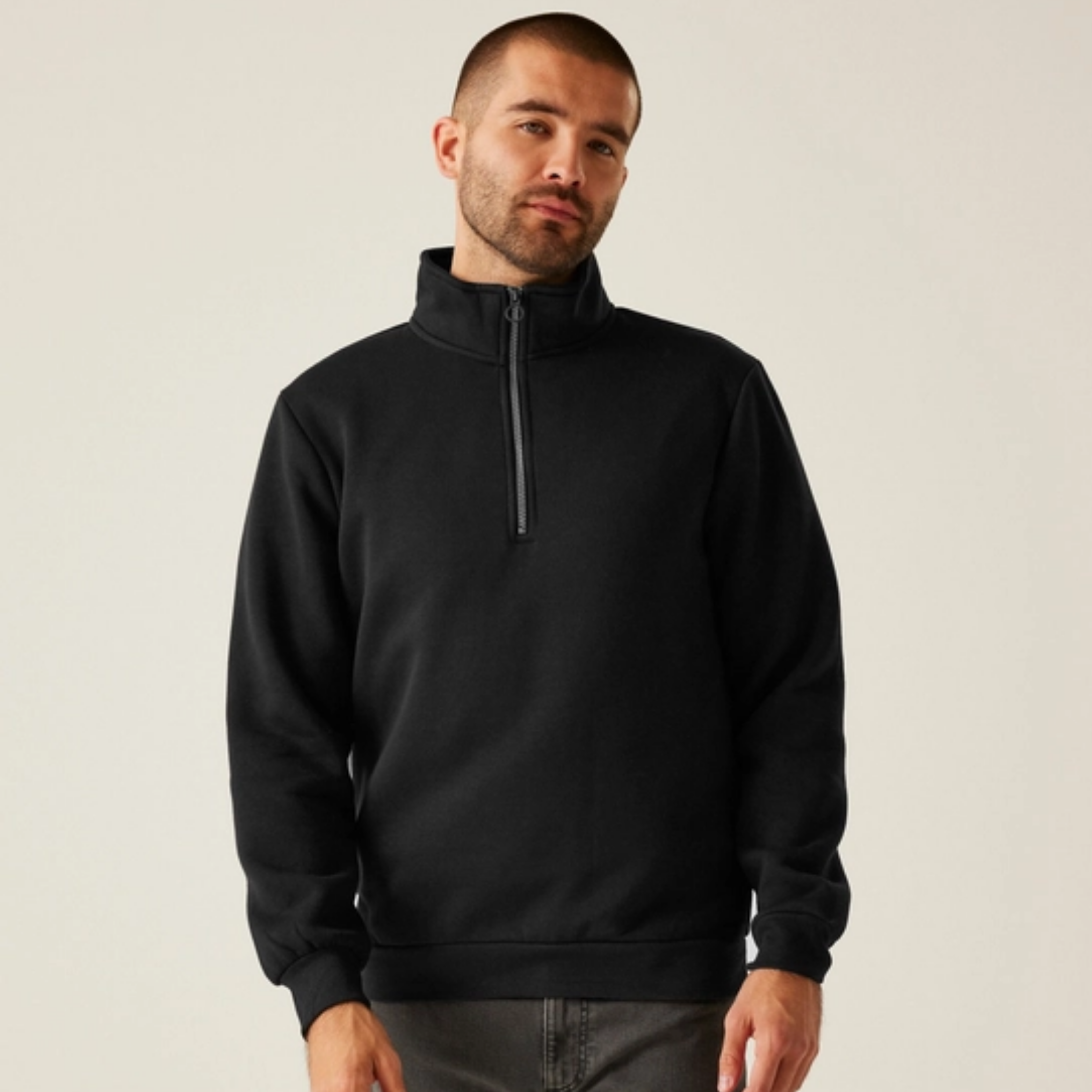Regatta Men&rsquo;s Pro Quarter Zip Sweatshirt, Black