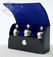 3 Oil Bottles in Leather Case - 30cc   (88898)