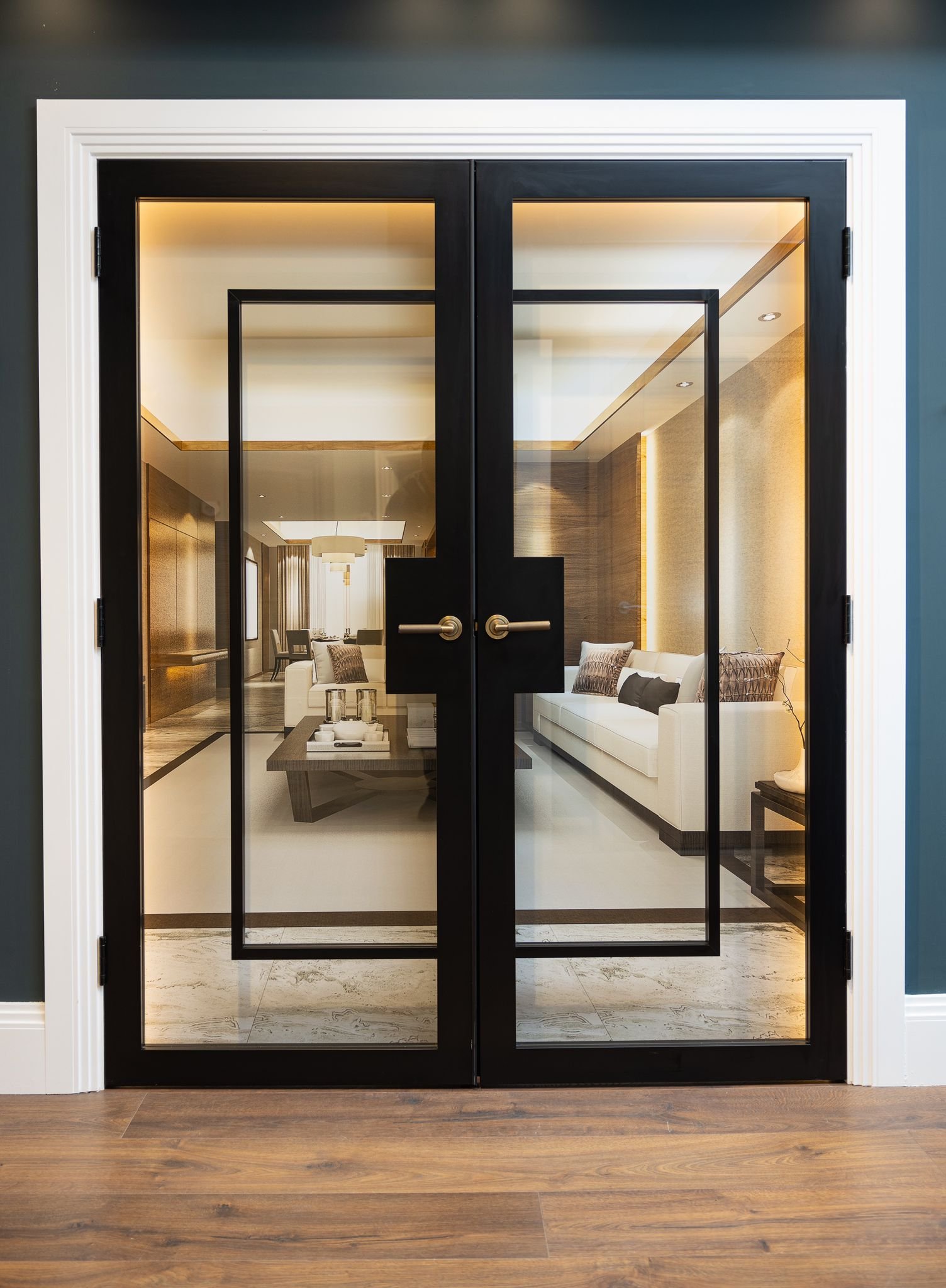 Barcelona Black Primed Clear Glass