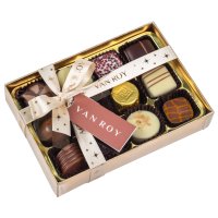 12 Belgian chocs gold box with clear lid and ribbon - 8x160g