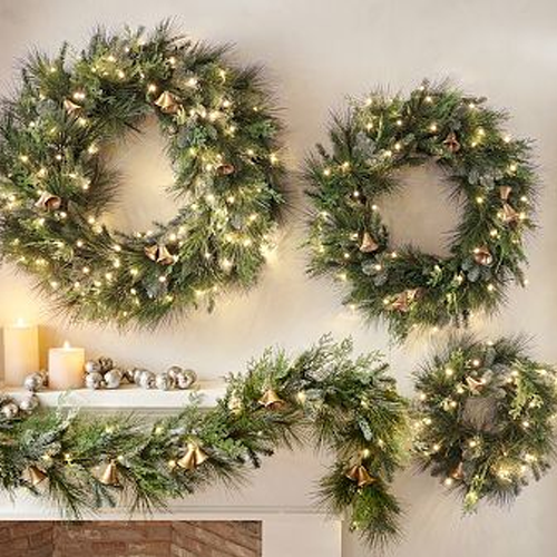 Wreaths, Garlands & Tinsel