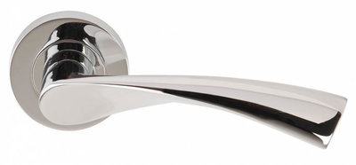 Dale Hardware Polished Chrome Flex Lever on Round Rose DH003645