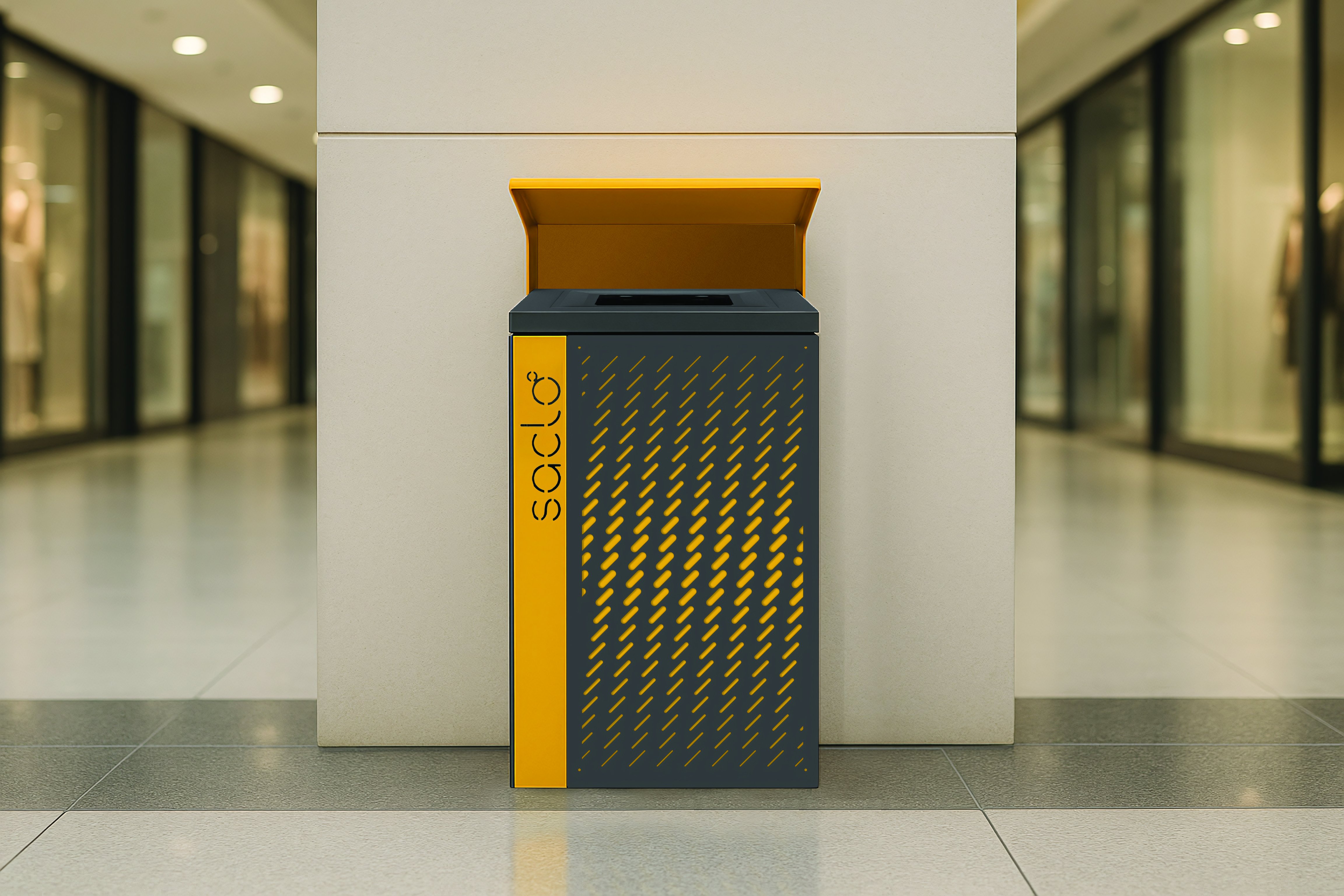 SACLÒ OUTDOOR Version 1 in shopping centre, mall