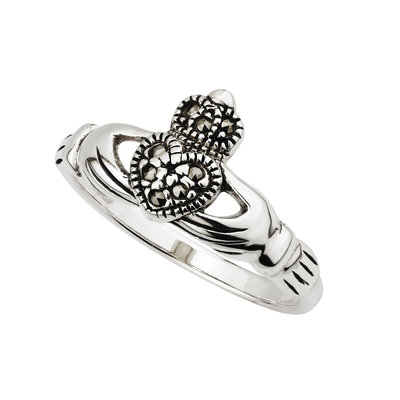 Little Failte Girls Claddagh Stud Earrings Small Sterling Silver Made in Ireland Solvar S33196 Little Failte Girls Claddagh Stud Earrings Small Sterling Silver Made in Ireland Solvar S33196