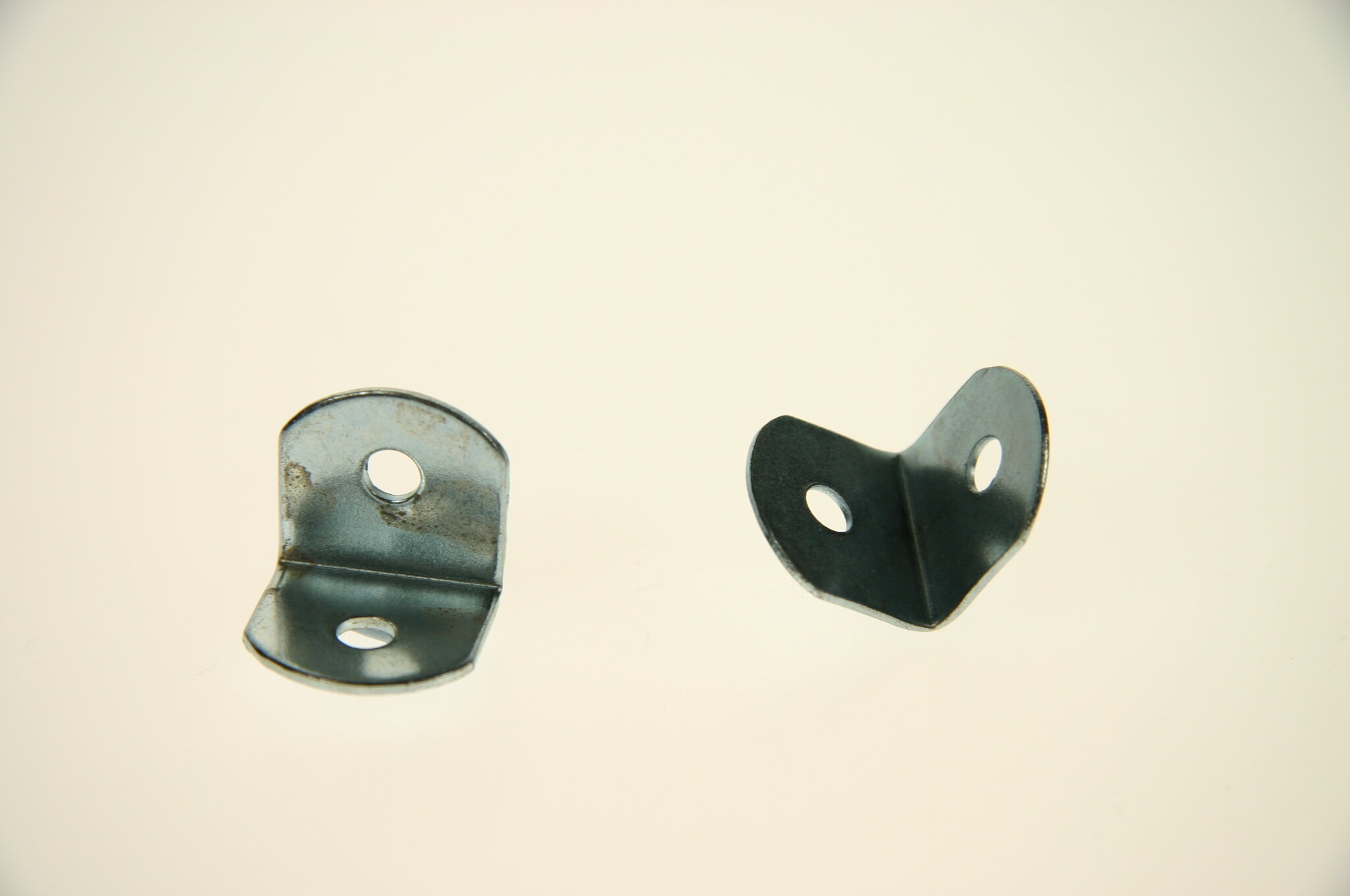 Steel Angle Brackets 19x19mm Pack of 10 Goodwins