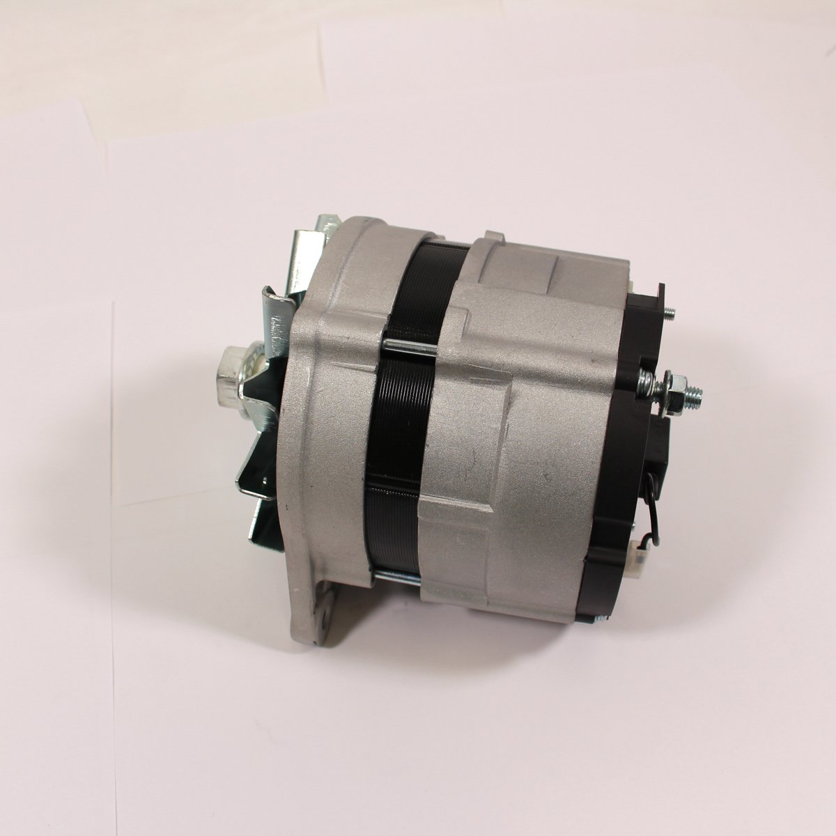 ALTERNATOR: 14V, 65A