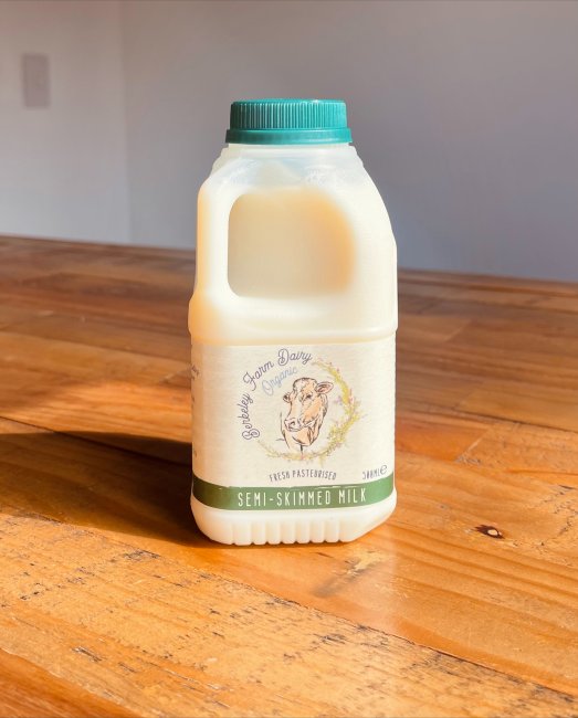 Berkeley Farm Dairy Milk Semi Skimmed X 6 X 500ml cnfoods