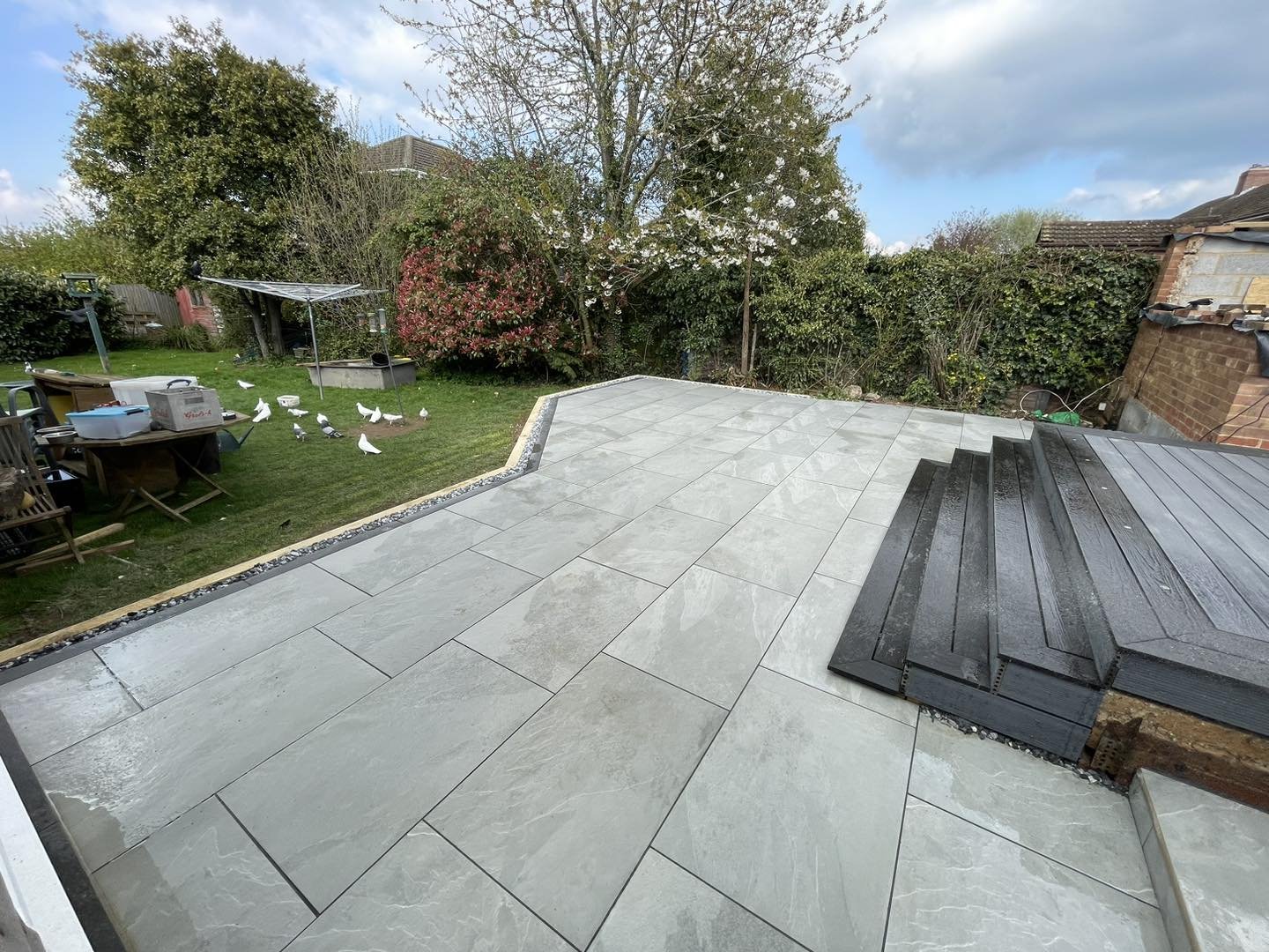 BRAZILIAN GREY 16mm 900mmx600mm, Coverage 28.08M2 Per Pack