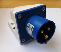 IP44 Appliance Inlet 2P+E -16A 200-250V
