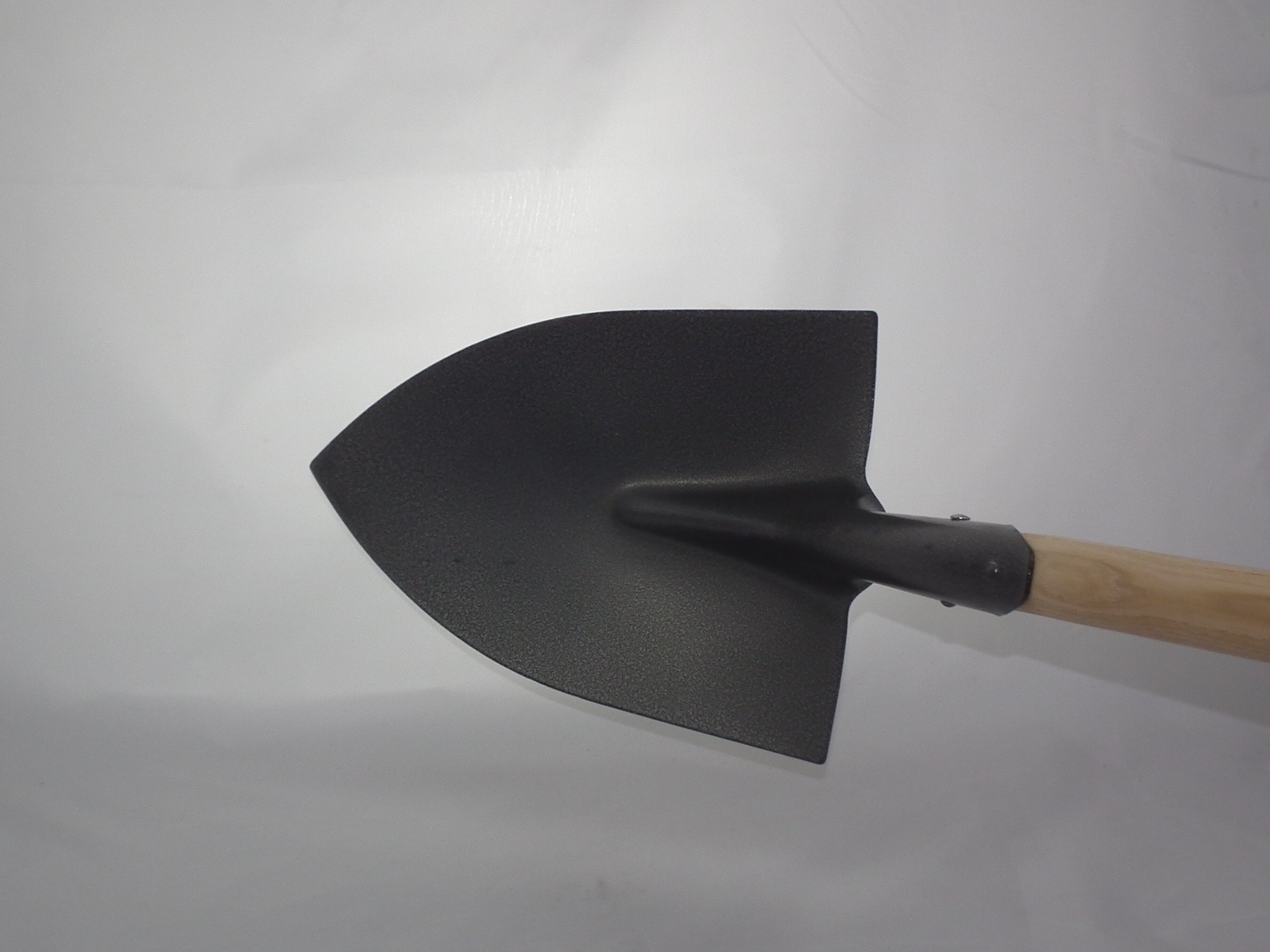 PREMIER 48" LONG HANDLE POINTED SHOVEL WOODEN ASH HANDLE