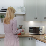 Russell Hobbs 17L 700W Inspire Microwave - Cream 4