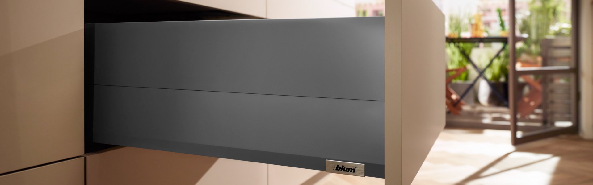 BLUM MERIVOBOX